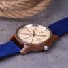 Macro montre homme tendance Baïkal avec bracelet en cuir vintage bleu saphir