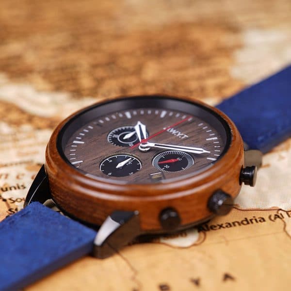 Macro montre chronographe Vasco de Gama avec bracelet cuir vintage bleu saphir